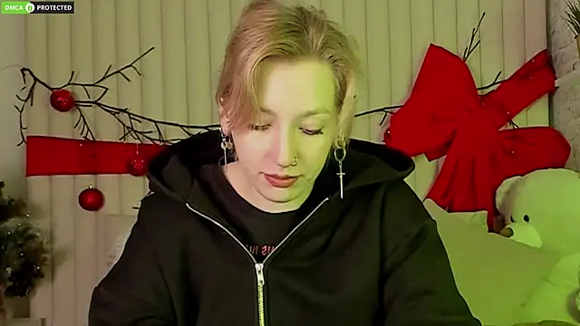 RachelCart online show from 12-20-25, 03:13