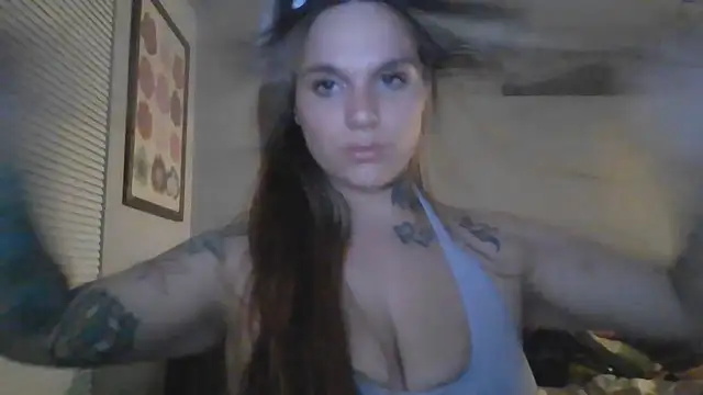 Loukoumonte online show from 11-23-25, 04:23