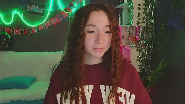 YasmineWest online show from 10-31-25, 01:50