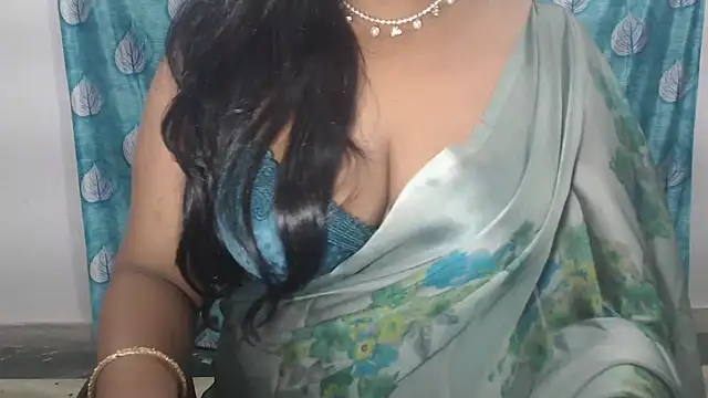 Sophia your online show from 03-22-26, 04:43