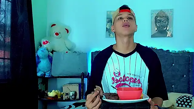 Liamscott  online show from 03-07-26, 08:06