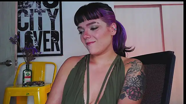 purple em69 online show from 02-27-26, 03:39