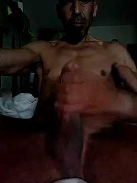 Snapshot of Gros-tuyau-93 chatting on 06-02-26, 09:00 Gros-tuyau-93 online show from 06-02-26, 09:00