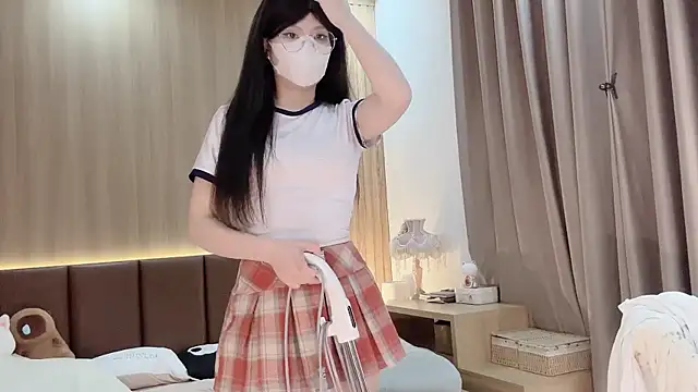 Snapshot of Jennie_Spa chatting on 02-04-25, 02:53 Jennie Spa online show from 02-04-25, 02:53