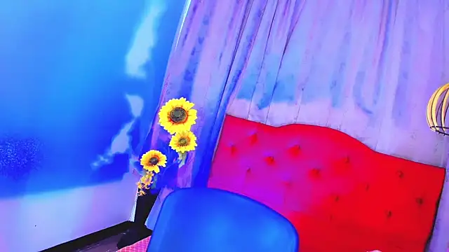 Jessica smith 1 online show from 12-14-25, 01:49