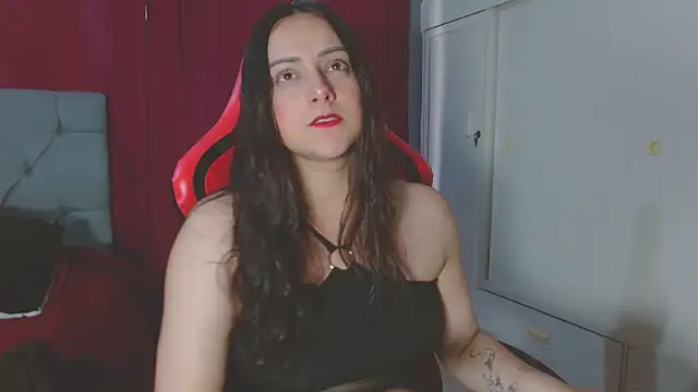 Noamartin  online show from 10-21-25, 10:21