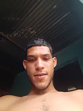 Snapshot of tanned_boy chatting on 03-01-25, 08:21 tanned boy online show from 03-01-25, 08:21