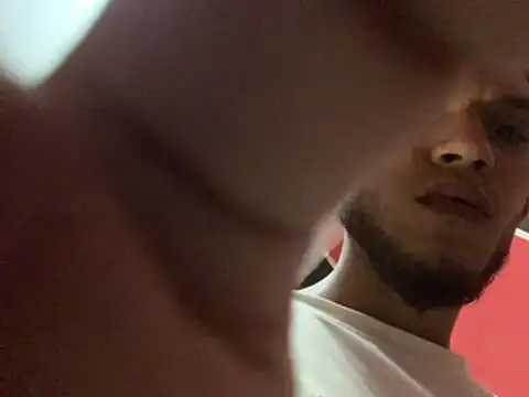 tanned boy online show from 04-02-26, 09:40