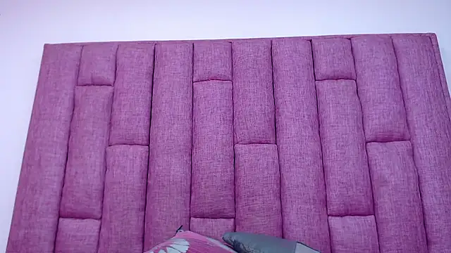 Snapshot of CrushOnMe_ chatting on 01-11-26, 08:30 CrushOnMe online show from 01-11-26, 08:30