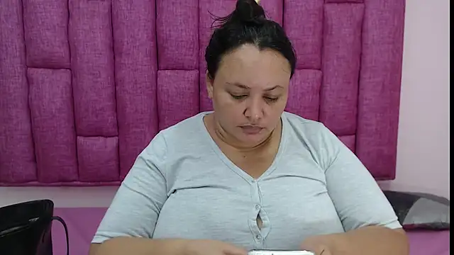 Snapshot of CrushOnMe_ chatting on 02-12-26, 07:20 CrushOnMe online show from 02-12-26, 07:20