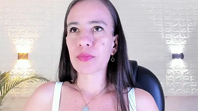 millie brown21 online show from 03-18-26, 08:12