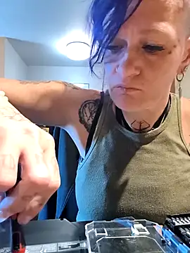 renegade vyxxen online show from 04-18-26, 06:23