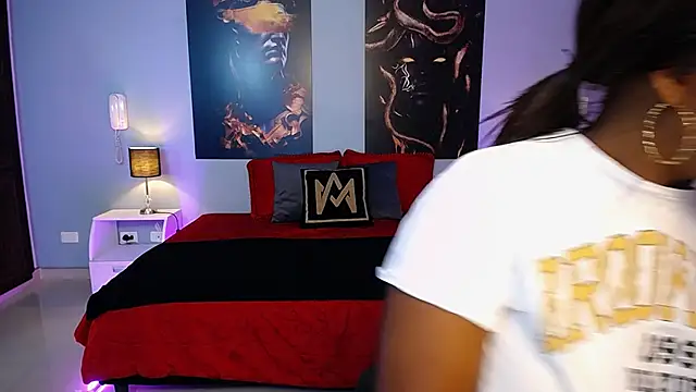 JasmineCampbell  online show from 11-25-25, 11:05