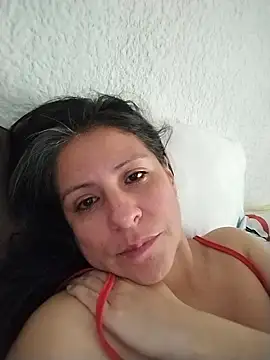 Snapshot of LucifernandaSw chatting on 01-10-25, 12:58 LucifernandaSw online show from 01-10-25, 12:58