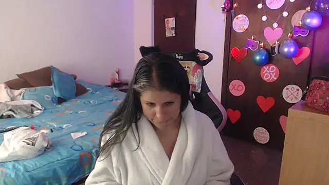 Snapshot of LucifernandaSw chatting on 02-18-26, 02:35 LucifernandaSw online show from 02-18-26, 02:35