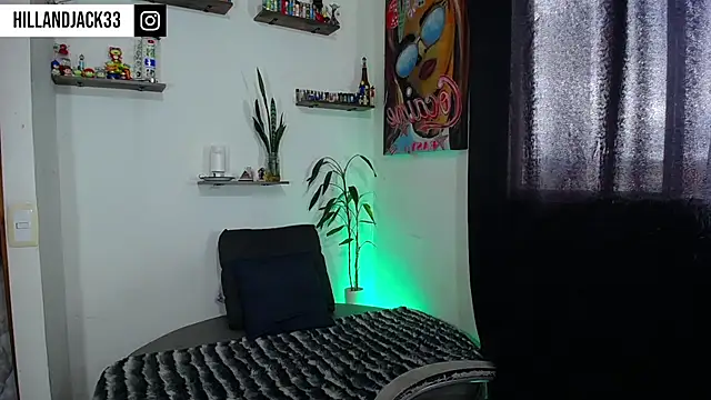 Snapshot of HillAndJack333 chatting on 10-26-25, 12:55 HillAndJack333 online show from 10-26-25, 12:55