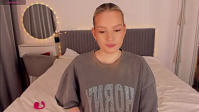 CassieRayss online show from 03-02-26, 12:12