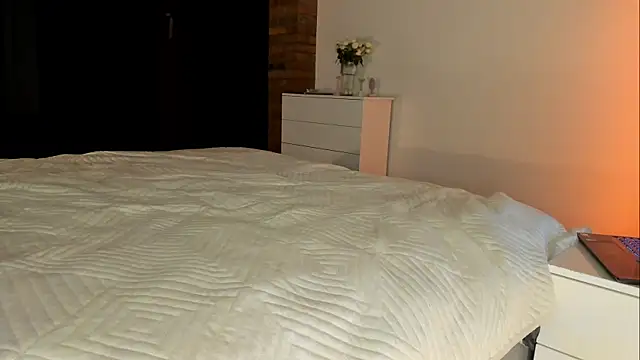 Rachel Rey online show from 04-10-26, 06:23