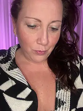 xsexycurvymilf online show from 01-15-25, 01:31