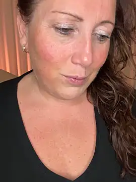 xsexycurvymilf online show from 10-29-25, 02:52