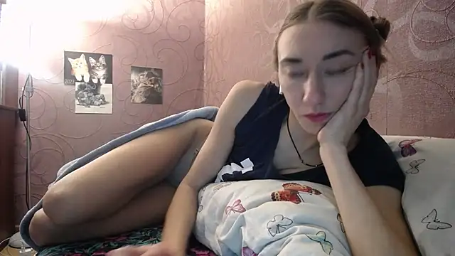 Snapshot of Fire__Foxx chatting on 12-06-24, 12:27 Fire Foxx online show from 12-06-24, 12:27