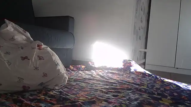 Snapshot of Fire__Foxx chatting on 03-30-26, 02:01 Fire Foxx online show from 03-30-26, 02:01