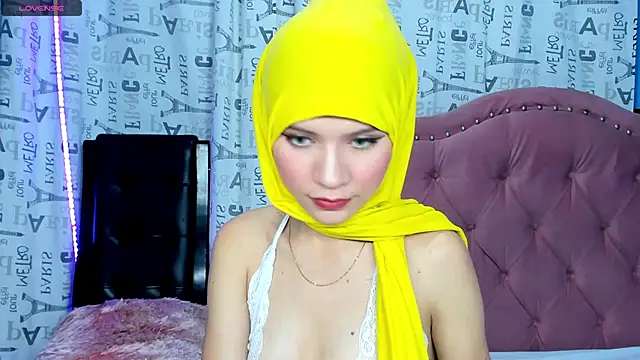 Snapshot of hanaa_18 chatting on 12-03-24, 02:36 hanaa 18 online show from 12-03-24, 02:36