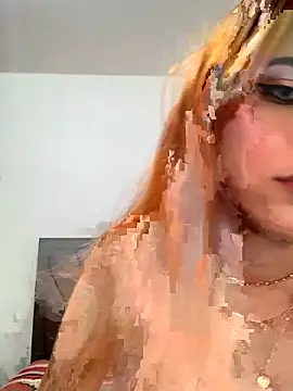 Snapshot of hanaa_18 chatting on 03-04-25, 05:03 hanaa 18 online show from 03-04-25, 05:03