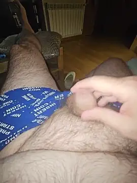 Snapshot of hotdog4you2 chatting on 06-21-26, 12:13 hotdog4you2 online show from 06-21-26, 12:13