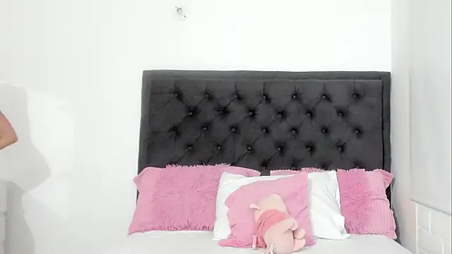 sara evans02 online show from 03-07-25, 04:13