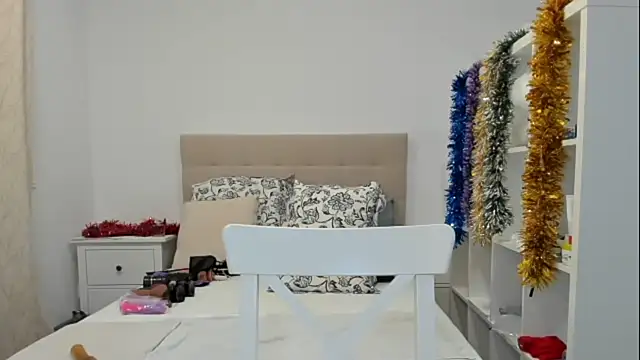 emmita69  online show from 12-20-25, 02:29