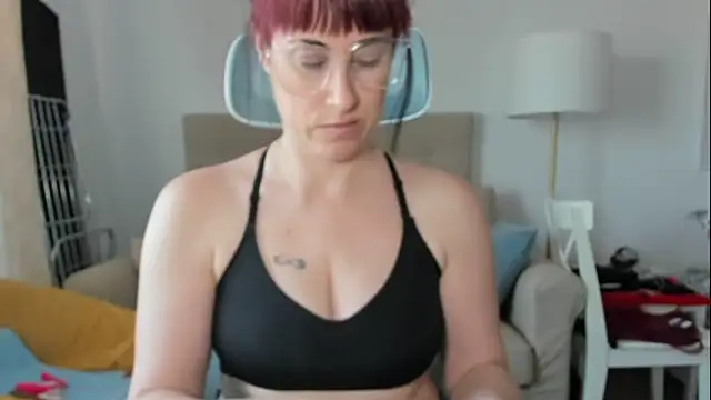 Snapshot of emmita69_ chatting on 03-25-26, 07:14 emmita69 online show from 03-25-26, 07:14