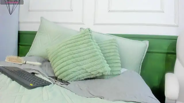 Snapshot of nikkita_ubba chatting on 09-23-25, 07:28 nikkita ubba online show from 09-23-25, 07:28