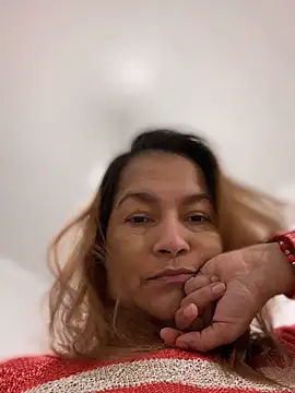 Snapshot of Jlo_69 chatting on 02-17-26, 05:04 Jlo 69 online show from 02-17-26, 05:04