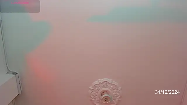 Karoline Marin online show from 12-31-24, 01:52