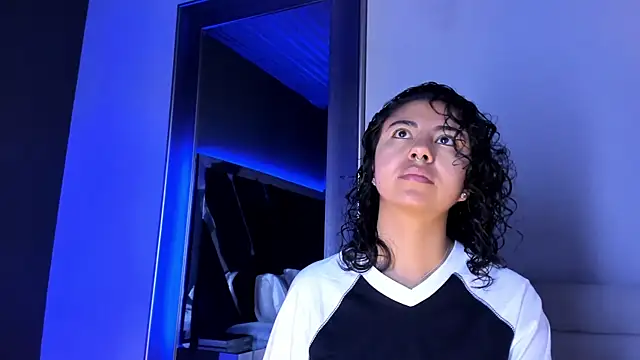 Amareto  online show from 09-18-25, 01:13