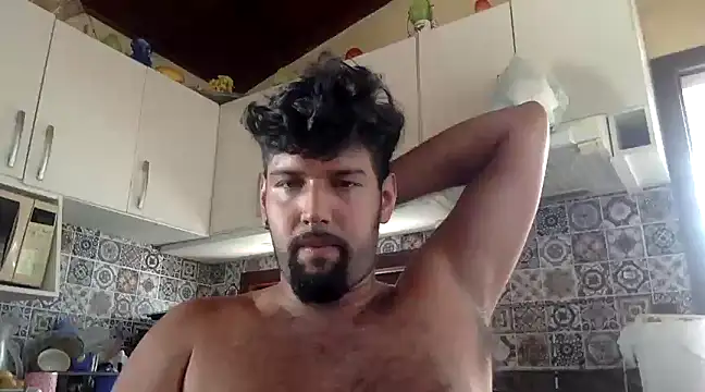 Snapshot of Luksmen chatting on 12-29-24, 05:44 Luksmen online show from 12-29-24, 05:44