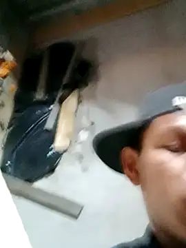 Moreno1813 online show from 03-06-25, 06:52