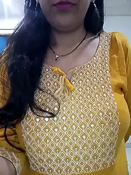 Snapshot of Hot-Shivani chatting on 02-27-25, 11:59 Hot-Shivani online show from 02-27-25, 11:59