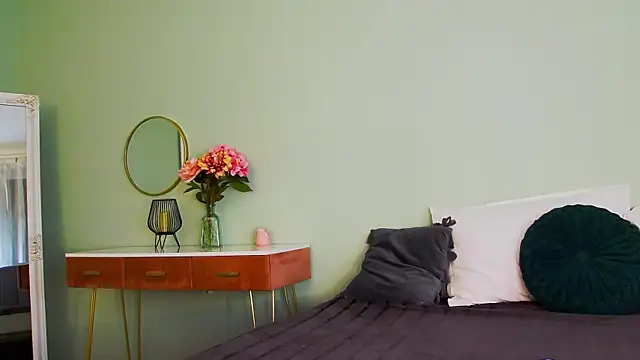 HaileyMoonn online show from 02-27-25, 04:20