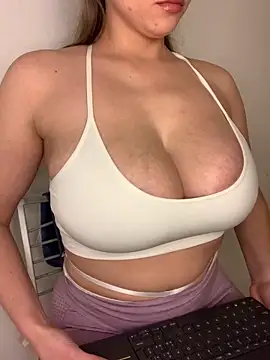 Snapshot of Nayafreaky chatting on 01-19-25, 07:26 Nayafreaky online show from 01-19-25, 07:26