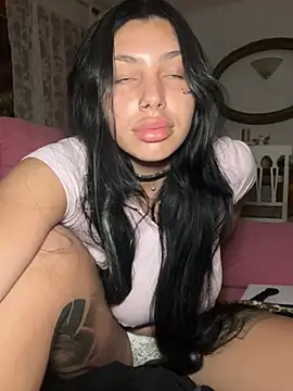 Snapshot of sexynalaa chatting on 12-23-24, 04:50 sexynalaa online show from 12-23-24, 04:50