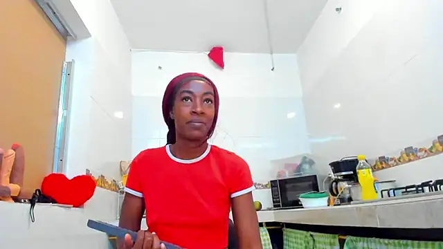 Snapshot of caryn_johnson chatting on 02-01-25, 03:50 caryn johnson online show from 02-01-25, 03:50