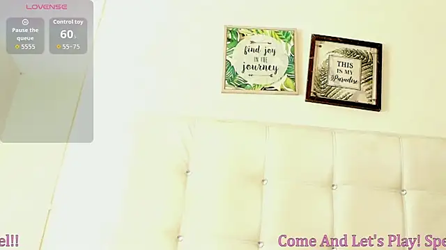 Snapshot of caryn_johnson chatting on 11-28-25, 11:46 caryn johnson online show from 11-28-25, 11:46