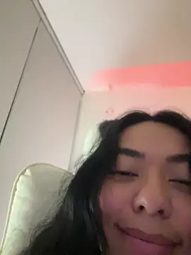 PetitLumiere online show from 01-18-25, 02:47