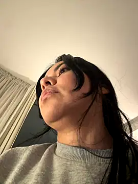 PetitLumiere online show from 09-15-25, 04:34