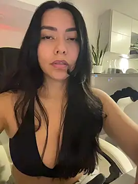 PetitLumiere online show from 03-29-26, 04:34