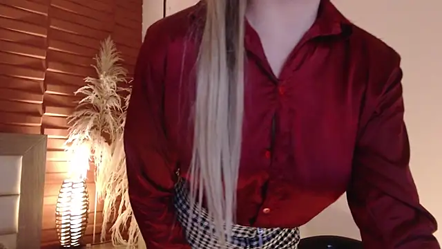 Ammy Castro online show from 02-06-25, 08:56