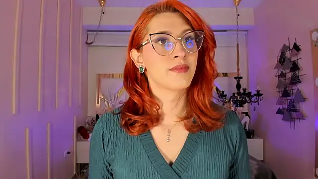 Juliana Saenzz online show from 03-07-25, 12:12