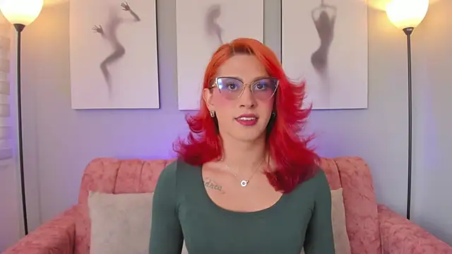 Juliana Saenzz online show from 09-16-25, 01:23